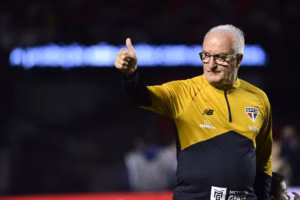 Dorival elogia São Paulo em vitória contra o Vasco: “Vem dando resposta depois de turbulência”
